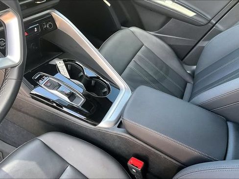 Used 2025 Audi Q5 Premium w/ Convenience Package AWD/4WD image 14