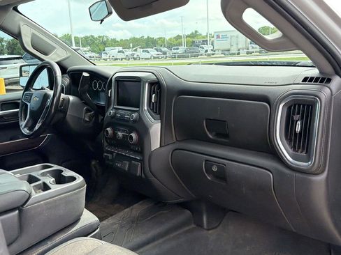 Used 2019 Chevrolet Silverado 1500 LT w/ Texas Edition AWD/4WD image 29