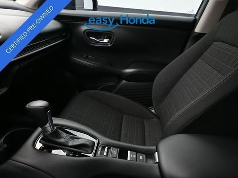 Certified 2025 Honda HR-V LX image 13