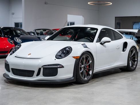 Used 2016 Porsche 911 GT3 RS RWD image 10