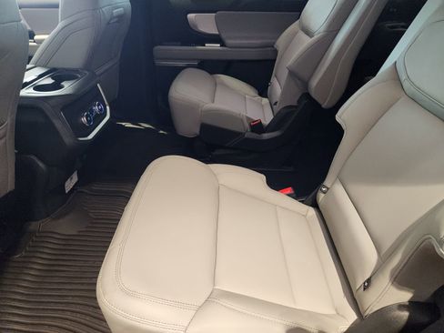 New 2026 Ford Expedition Active RWD image 23