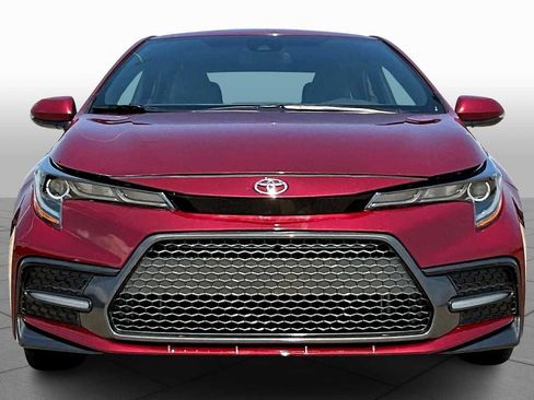 Used 2022 Toyota Corolla SE image 3