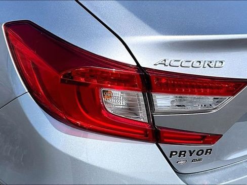 Used 2022 Honda Accord LX image 23