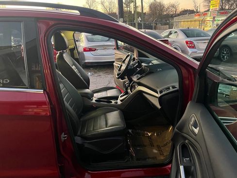 Used 2014 Ford Escape SE w/ Equipment Group 201A image 18