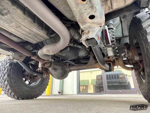 Used 1999 Jeep Cherokee Sport image 24