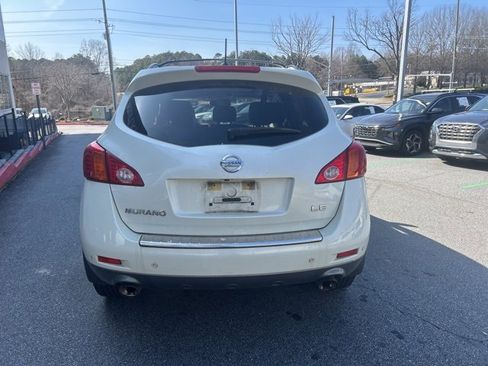 Used 2010 Nissan Murano LE w/ Navigation Pkg image 4