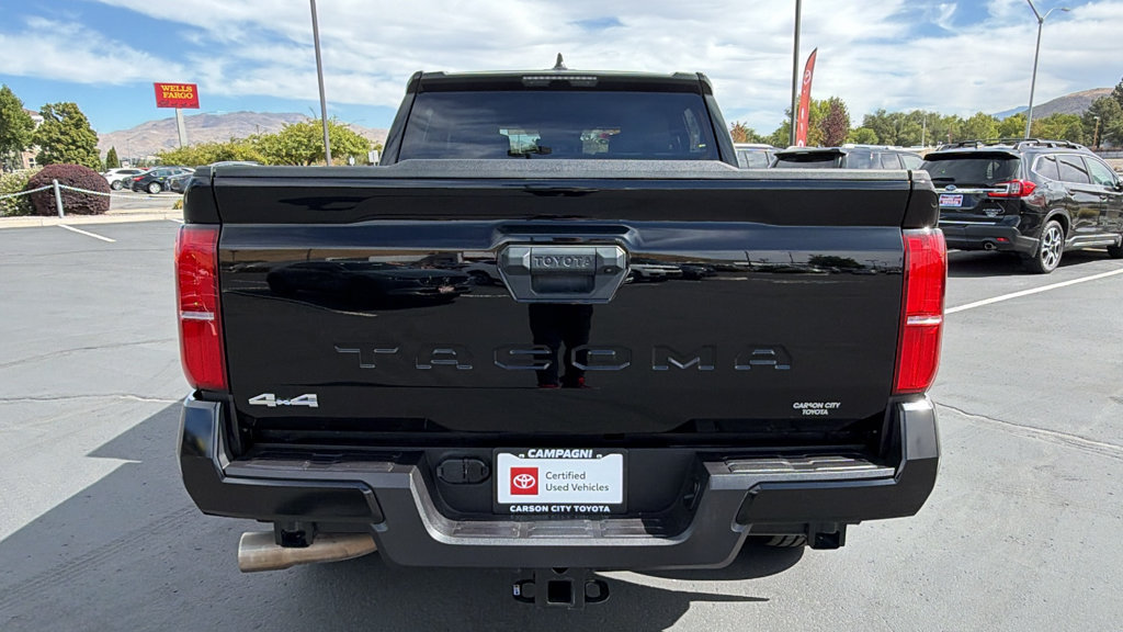 Certified 2025 Toyota Tacoma SR5 AWD/4WD image 4