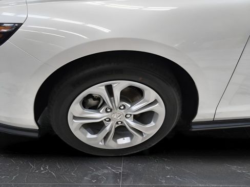 Used 2025 Honda Accord LX image 10