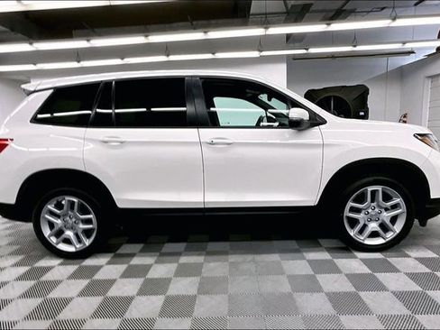 Used 2025 Honda Passport EX-L image 15