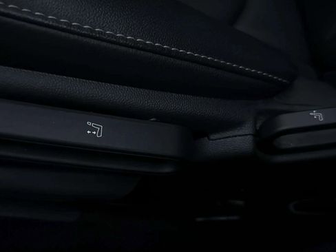 Used 2022 MINI Cooper Clubman S image 39