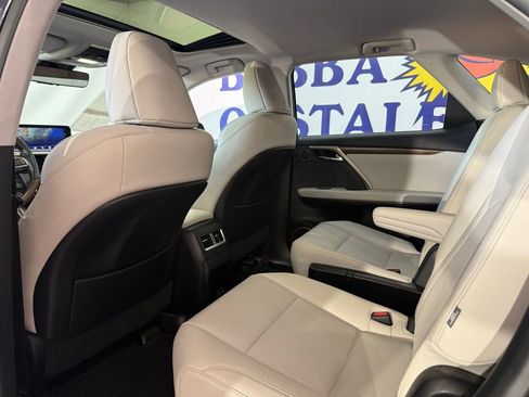 Used 2022 Lexus RX 350L FWD w/ Premium Package image 16