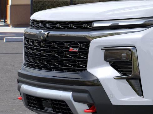 New 2026 Chevrolet Traverse Z71 w/ Enhanced Driving Package image 13