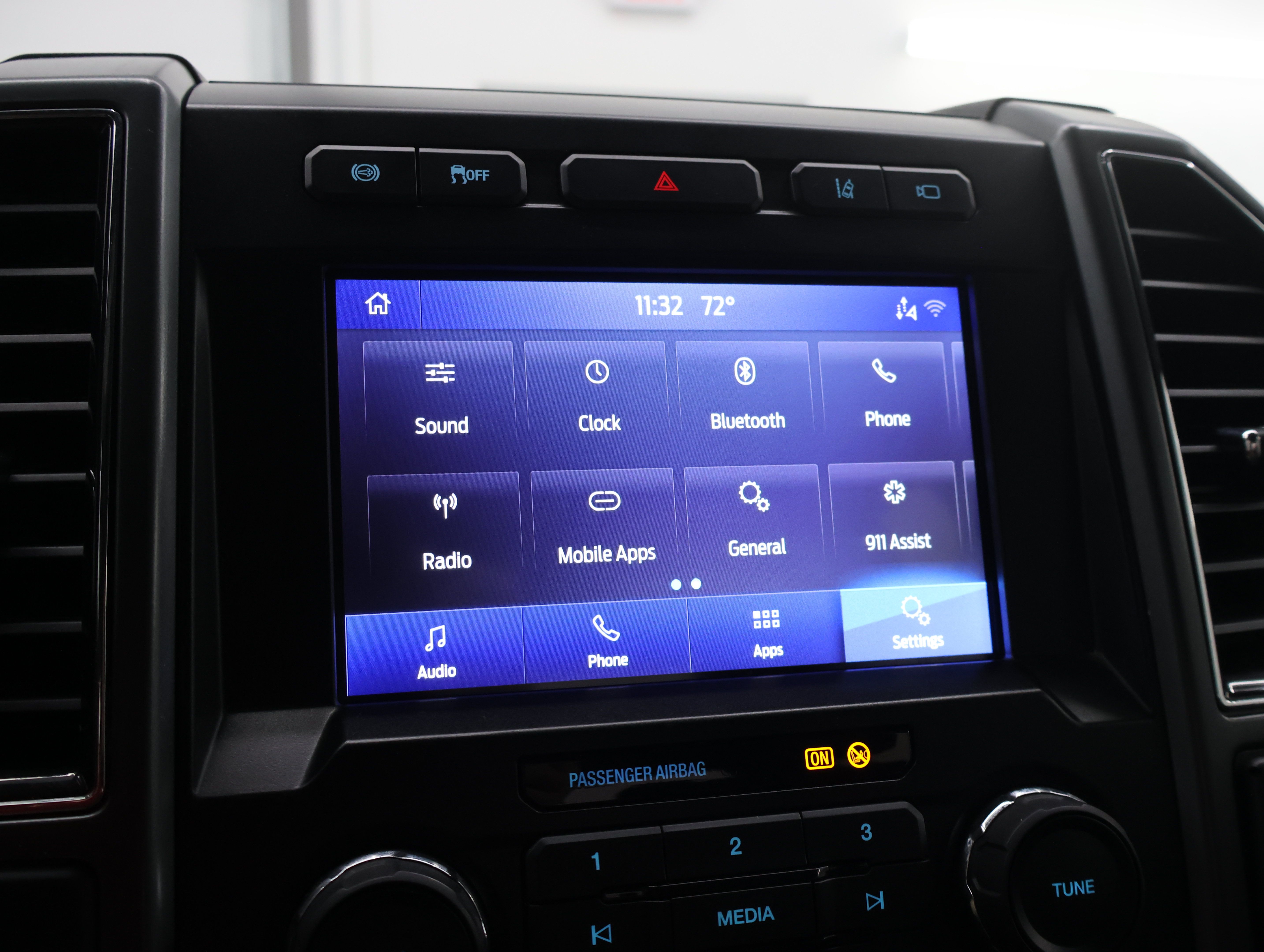 Used 2021 Ford F250 XLT w/ XLT Premium Package AWD/4WD image 53