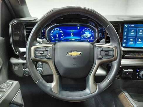 Used 2023 Chevrolet Silverado 1500 High Country w/ High Country Premium Package AWD/4WD image 34