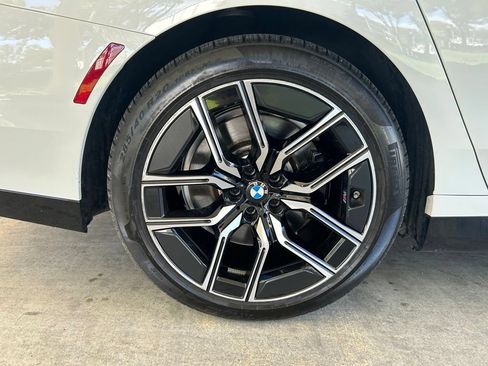 Used 2026 BMW 740i RWD image 20