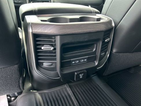 New 2026 RAM 2500 Laramie AWD/4WD image 19