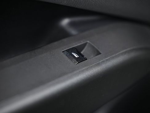 Used 2025 BMW X3 xDrive30i w/ Premium Package image 25