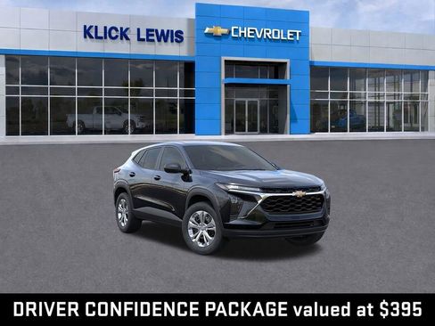 New 2026 Chevrolet Trax LS w/ Driver Confidence Package FWD image 1