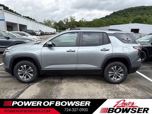 New 2026 Chevrolet Equinox LT w/ Convenience Package II AWD/4WD image 2
