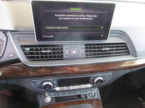 Used 2019 Audi Q5 2.0T Premium Plus AWD/4WD image 38