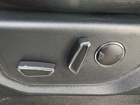 Used 2021 Ford Expedition Limited image 20