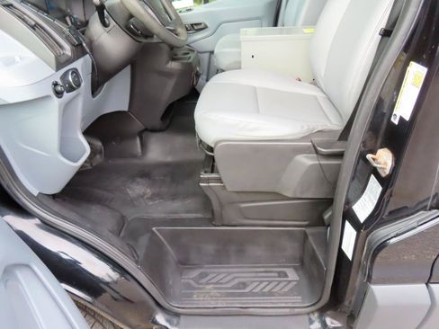 Used 2017 Ford Transit 250 148 Medium Roof RWD image 12
