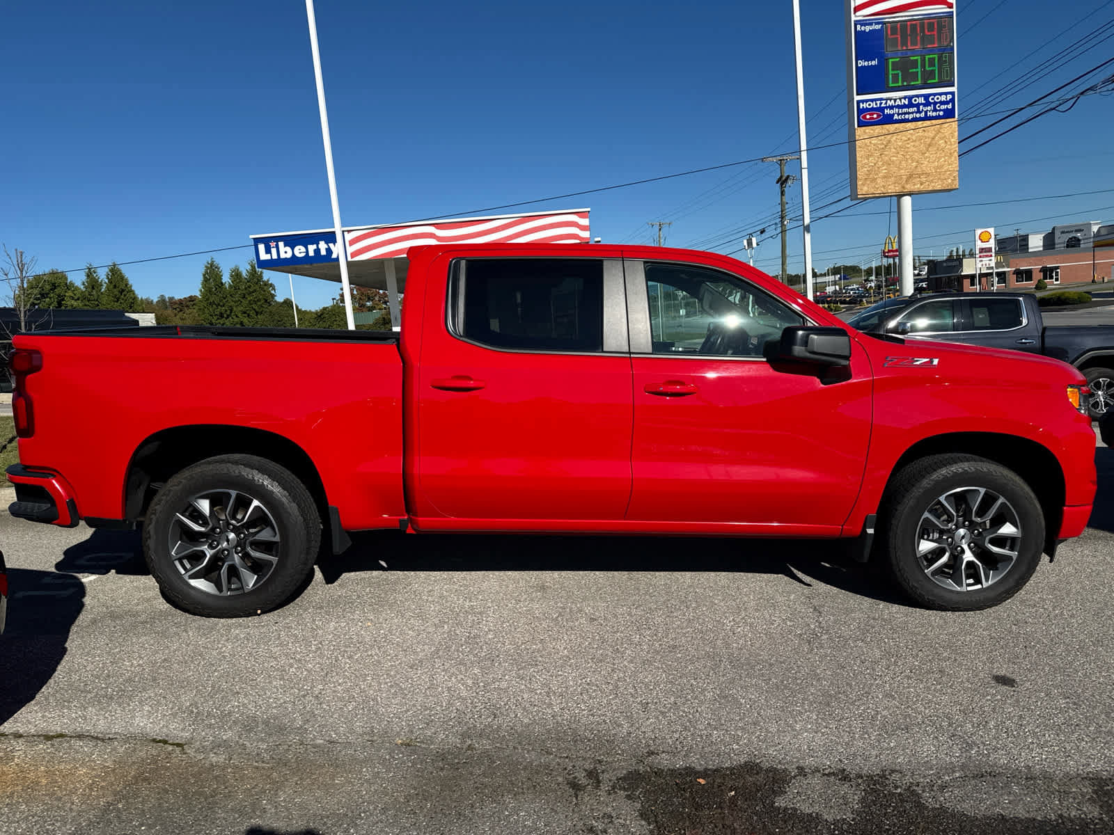 Used 2022 Chevrolet Silverado 1500 RST w/ All Star Edition Plus AWD/4WD image 17