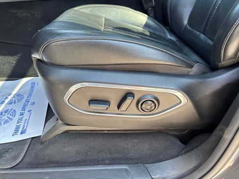 Used 2023 Jeep Wagoneer L 4WD w/ Premium Group I image 64