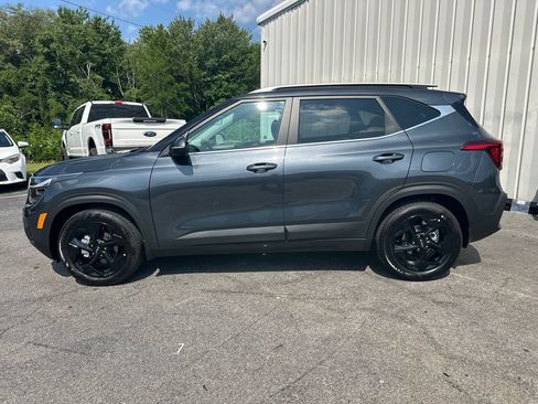 Used 2026 Kia Seltos EX w/ EX Sunroof Package FWD image 9