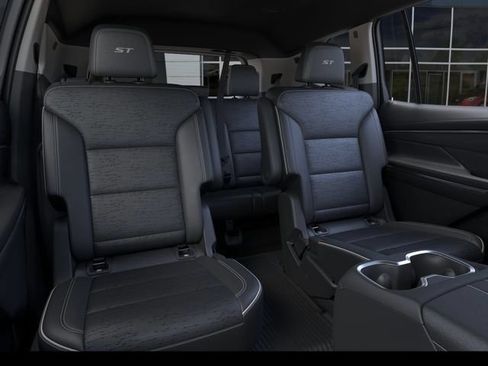 Certified 2026 Buick Enclave Sport Touring w/ LPO, Floor Liner Package FWD image 17
