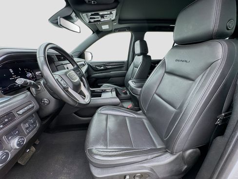 Used 2023 GMC Yukon Denali w/ Max Trailering Package image 13