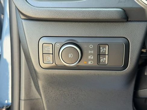 Used 2026 Ford Escape Platinum w/ Premium Technology Package AWD/4WD image 45
