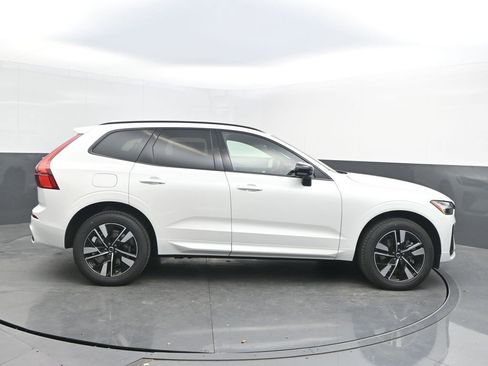 New 2026 Volvo XC60 T8 Core w/ Climate Package AWD/4WD image 8