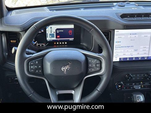 Used 2024 Ford Bronco Badlands image 23
