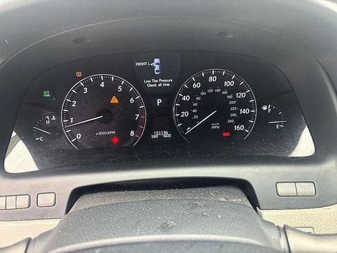 Used 2011 Lexus LS 460 AWD w/ Comfort Pkg image 18
