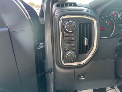 Used 2020 Chevrolet Silverado 1500 RST image 23