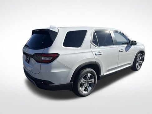 New 2025 Honda Pilot EX-L image 5