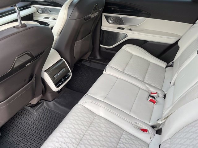 Used 2025 Lincoln Nautilus Black Label AWD/4WD image 18