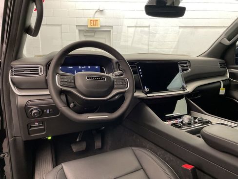 New 2025 Jeep Wagoneer Series III w/ Quick Order Package 25C Super image 13