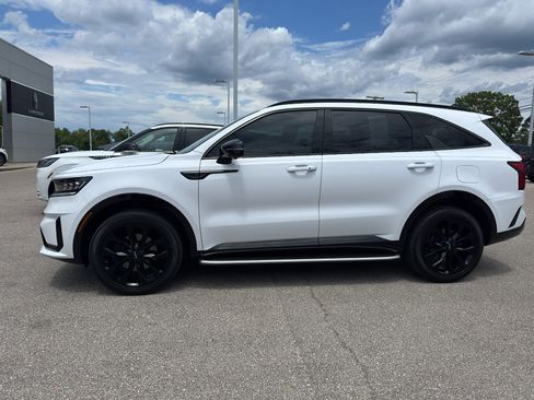Used 2023 Kia Sorento SX AWD/4WD image 5