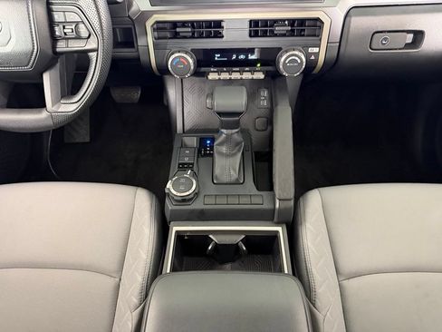 Used 2026 Toyota Tacoma SR5 AWD/4WD image 17