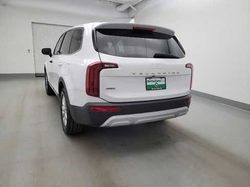 Used 2022 Kia Telluride LX image 6
