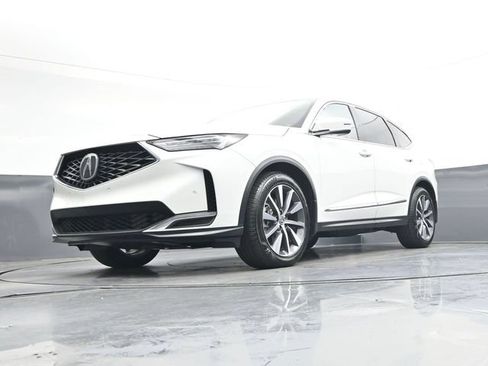 Used 2026 Acura MDX w/ Technology Package FWD image 35