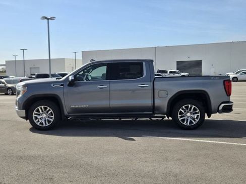 Used 2021 GMC Sierra 1500 SLT w/ SLT Convenience Package image 4