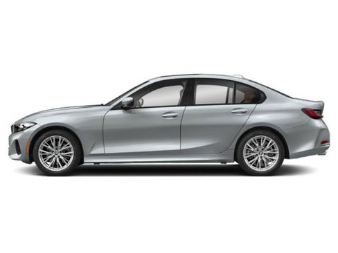 Used 2023 BMW 330i Sedan w/ Driving Assistance Package RWD image 3