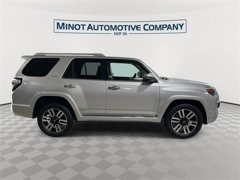 Used 2022 Toyota 4Runner Limited image 9