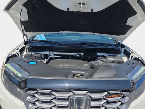 Certified 2024 Honda Passport TrailSport image 24
