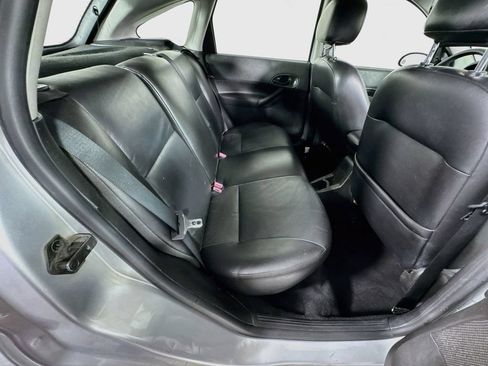 Used 2007 Ford Focus S FWD image 30