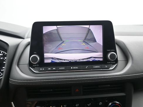 Certified 2024 Nissan Rogue S FWD image 16
