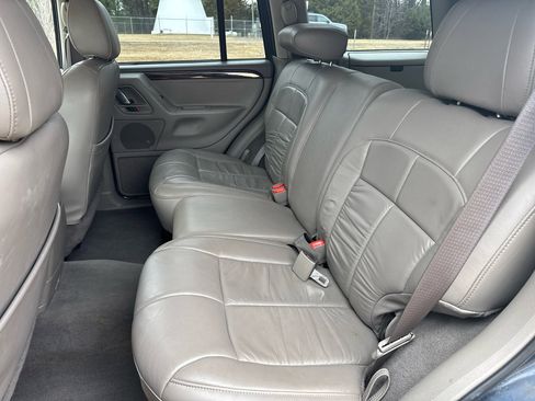 Used 2002 Jeep Grand Cherokee Limited image 19